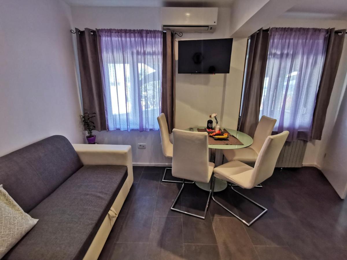 Apartments Plejic Seget Vranjica Extérieur photo